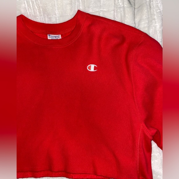 Champion Red Cropped Crewneck ❤️ - Picture 3 of 4